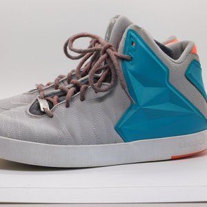 Nike LeBron 11 Lifestyle 'Wolf Grey' Size 9